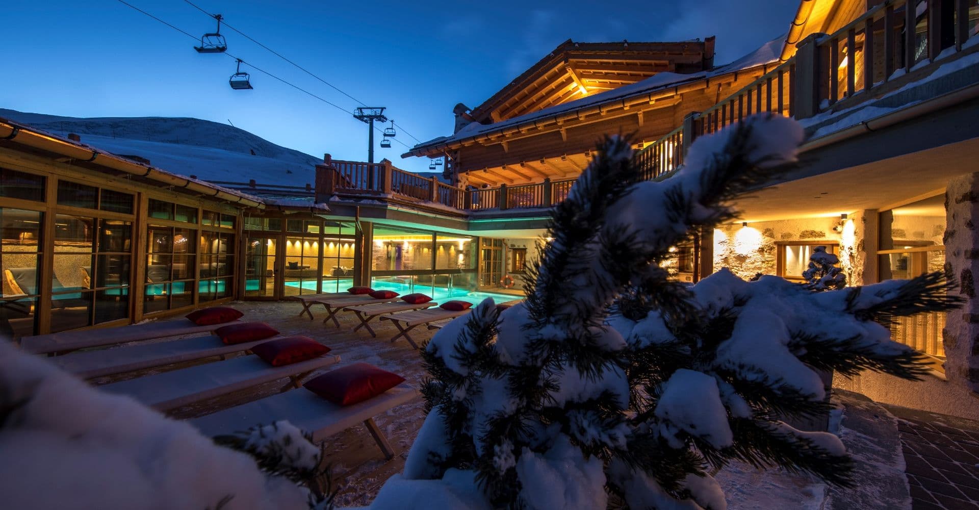 Ski-in / Ski-out & Outdoor